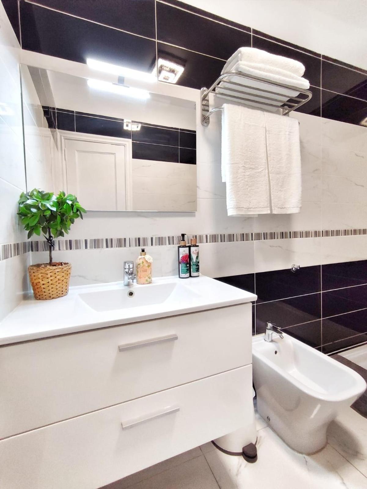 Apartamento Sunshine Escape With Ocean View Costa Adeje  Exterior foto